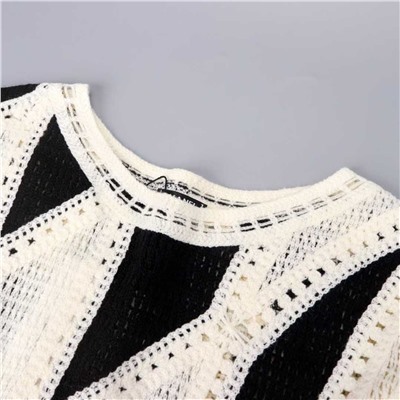 Женский свитер в стиле Chane*l