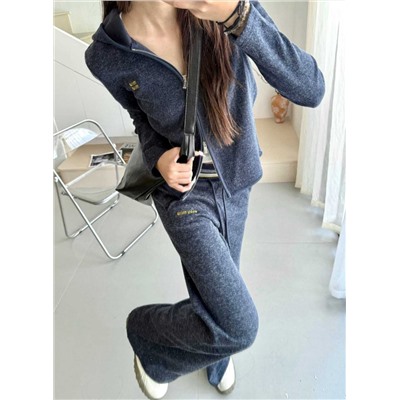 Женский костюм МИУ МИ*У