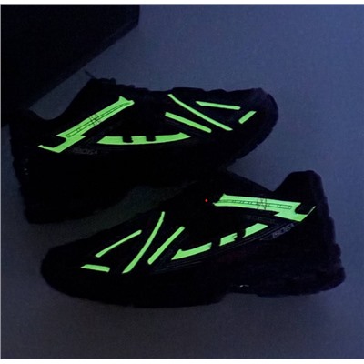 a236. New Balance 1906A