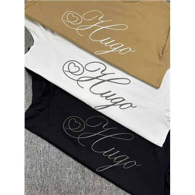 Мужская футболка с вышитым логотипом на груди (3 цвета ) ХУГ*О