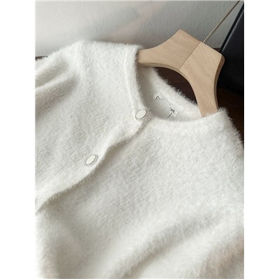 Женский пушистый кардиган