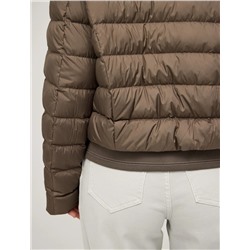 Коричневая стеганая куртка