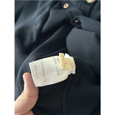 Кардиган с красивыми акцентными кнопками  МАССИМО Д