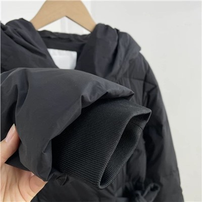 Женская теплая куртка-пуховик с капюшоном  Iv*o Nikkol*o