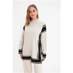 TRENDYOL MODEST Taş Çizgili Dik Yaka Triko Kazak TCTAW22AK0163