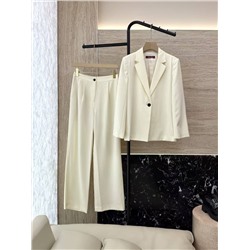 Костюм люкс