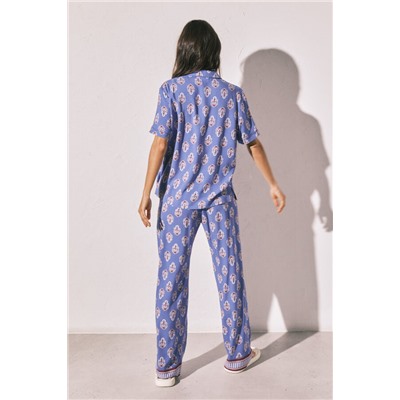 Pijama largo camisero estampado sello