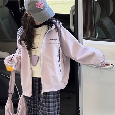 Ветровка для девочек. Сумочка в подарок