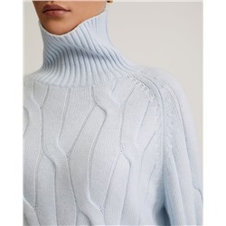 Женский костюм в красивых цветах