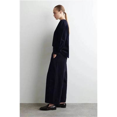 Женская цельная рубашка из тонкого вельвета с вырезом-лодочкой КО*С