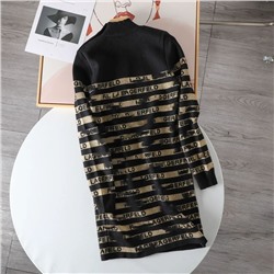 Платье-свитер Kar*l lagerfel*d (продавец на фото смазал изображение бренда, в реальном изделии такого нет)  ✔️Состав: 79,9% вискоза + 21,1% полиамид