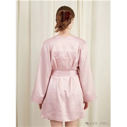 Короткий алтасный халат с вышивкой на спине