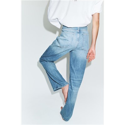 TRF HIGH-WAIST STRAIGHT LEG JEANS