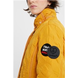 Abrigo acolchado capucha