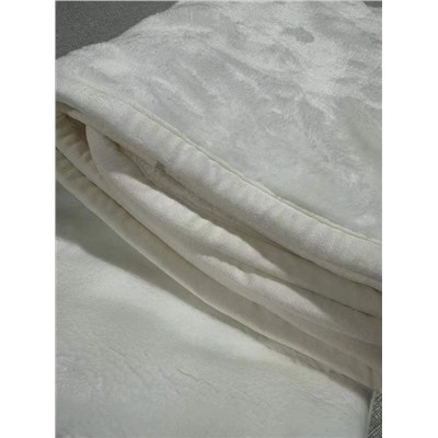 Мягкий нежный плед UG*G