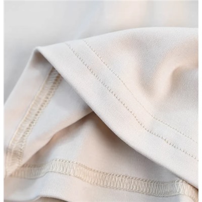 Удобная мягкая хлопковая футболка с V-образным вырезом  АРМАН*И