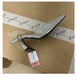 Женские босоножки Leftie*s, цена на официальном сайте 28€