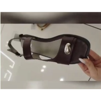 Босоножки кожа