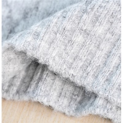 Мягкий и пушистый свитер-пуловер