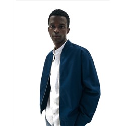 Bomberjacke aus hohem Leinenanteil