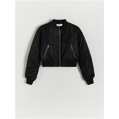Bomberjacke aus recyceltem Stoff