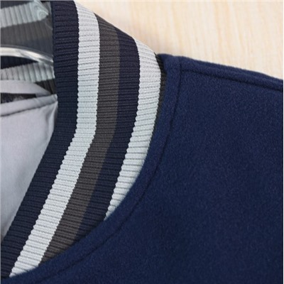 Мужская бейсбольная куртка из искусственной шерсти с вышивкой