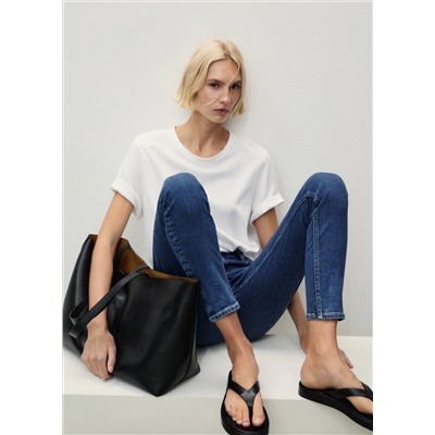 Jeans skinny tiro medio