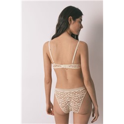 Braga clásica encaje cintura "V" beige