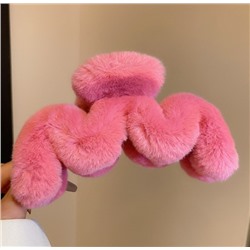 Пушистый крабик для волос