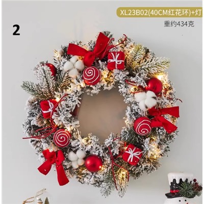 Венок с подсветкой. Украшение на дверь