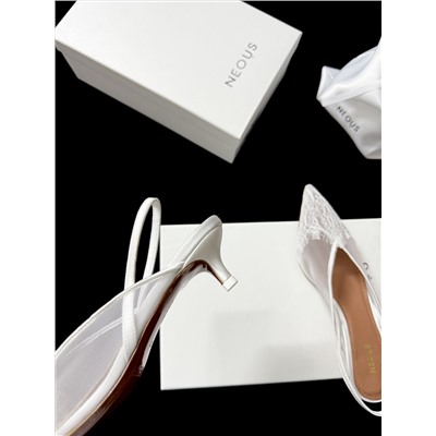 Босоножки с острым носом NEOUS люкс