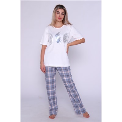 Костюм женский с брюками и футболкой 375