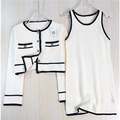 Женский трикотажный костюм