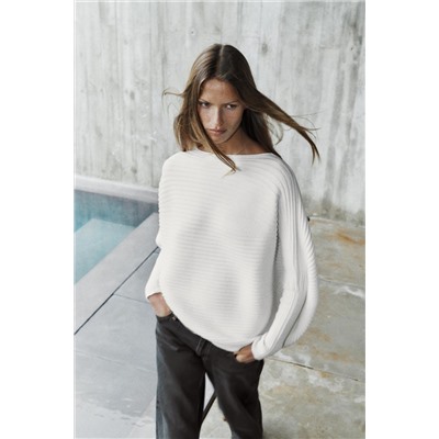 VOLUME TEXTURED KNIT JUMPER