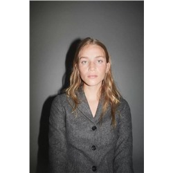 Zar*a ♥️  Пиджак и плиссированная юбка А- силуэта.. отшиты на крупной фабрике, реплика высокого качества.  Можно брать по отдельности✔️ на оф сайте 🖤🖤 только пиджак стоит выше 10 000👀 Цена за одну единицу