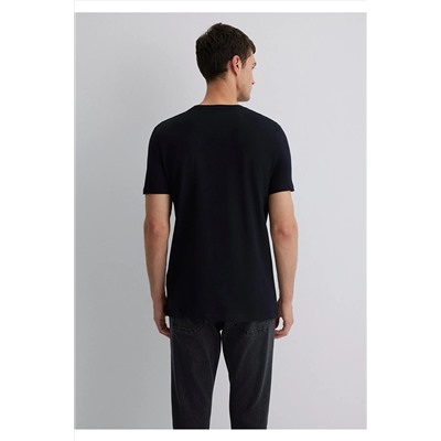 Mavi Logo Baskılı Siyah Tişört Slim Fit / Dar Kesim 065199-900