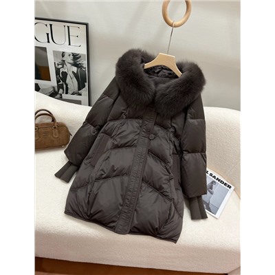 Пуховик  пух перо .мех натуральная лиса .