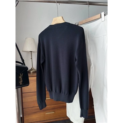 Кардиган с красивыми акцентными кнопками  МАССИМО Д