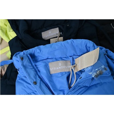 Женский жилет средней длины