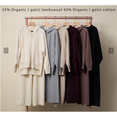 Костюм бордовый