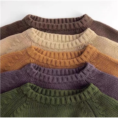 Вязаный свитер