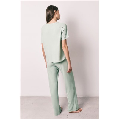 Pijama Capri textura waffle verde