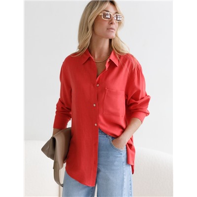 Свободная удлиненная блузка с карманом изо льна с вискозой