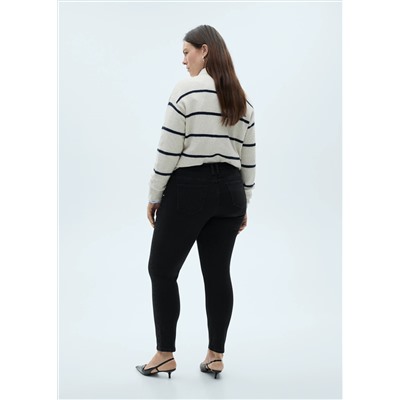 Jeans skinny tiro medio