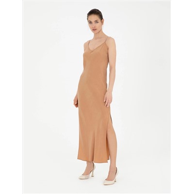 Kahverengi Slim Fit Yırtmaçlı Dokuma Elbise