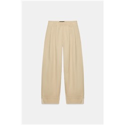 PANTALÓN PINZAS BAJO VUELTA