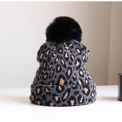 Леопардовая шапка. Тренд сезона)