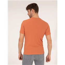 Kahverengi Slim Fit Dokulu Bisiklet Yaka Tişört