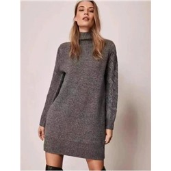 Женское вязаное платье  Min*t Velve*t