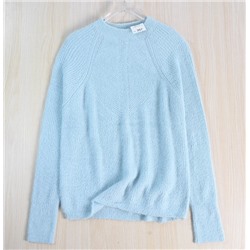 Осенне-зимний свитер-пуловер